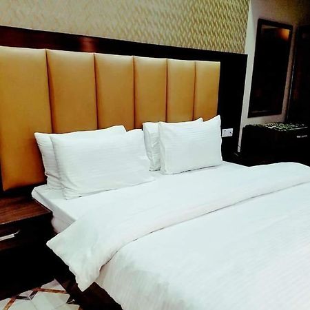 Diplomat Inn Καράτσι Εξωτερικό φωτογραφία